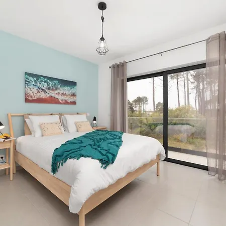 - By Sch باتاياس