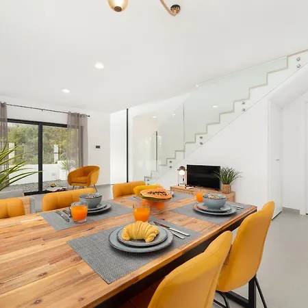 فيلة - By Sch باتاياس