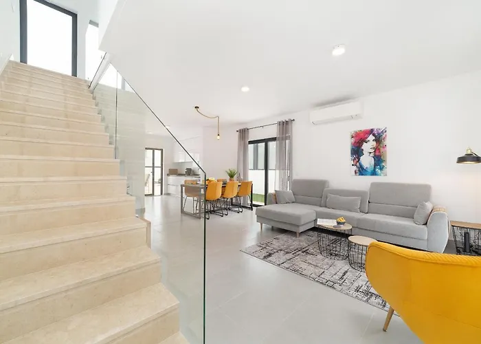 Villa - By Sch Pataias